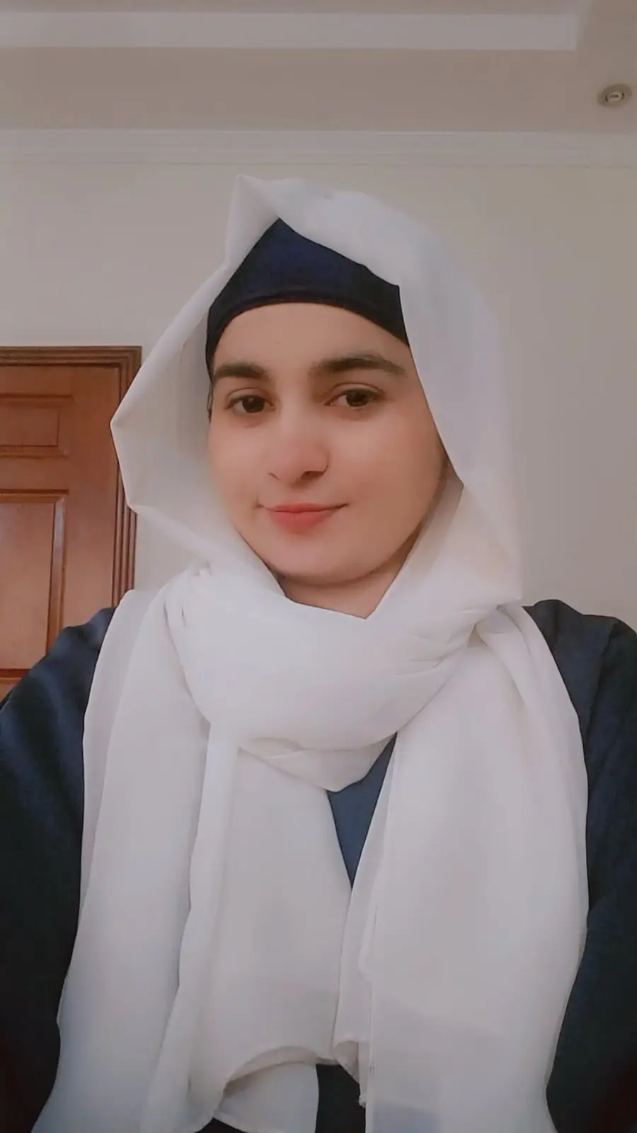 Ayesha BiBi — Female Quran Teacher · Hadith & Islamic Studies
